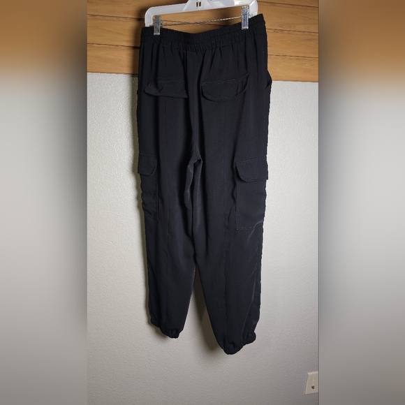 Gemma and Jane Women's Dressy Black Cargo Pants Jogger Style Elastic Waist Med - Picture 4 of 13